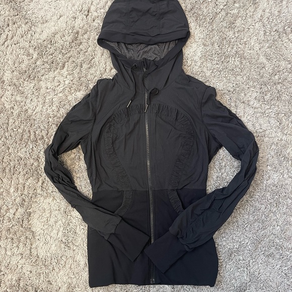 Lululemon Ribbed Black Jacket - Picture 1 of 5